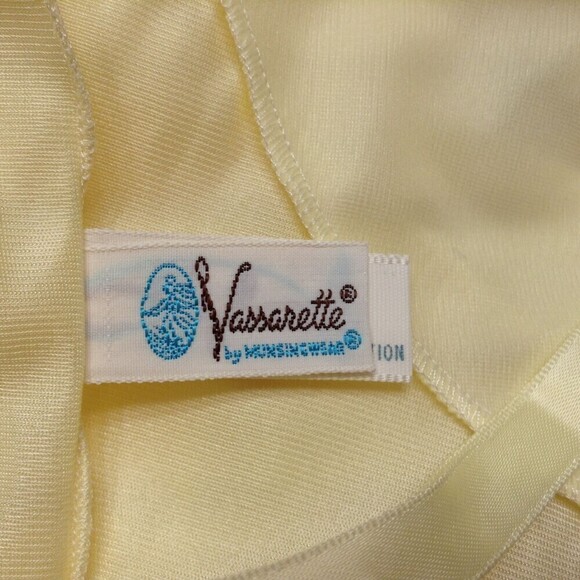 Vintage Vassarette Full Slip Women's 32 Yellow Made in USA NOS - Picture 5 of 6